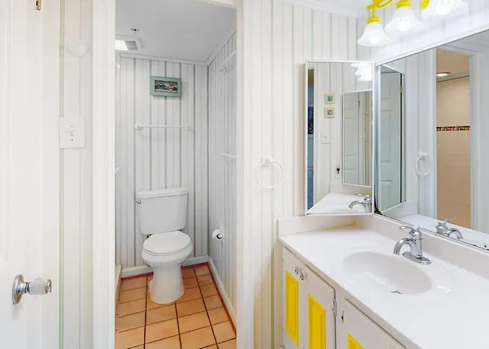 Wonderful Located Right On The With Shared Pool & Sauna Free Wifi * Ocean City